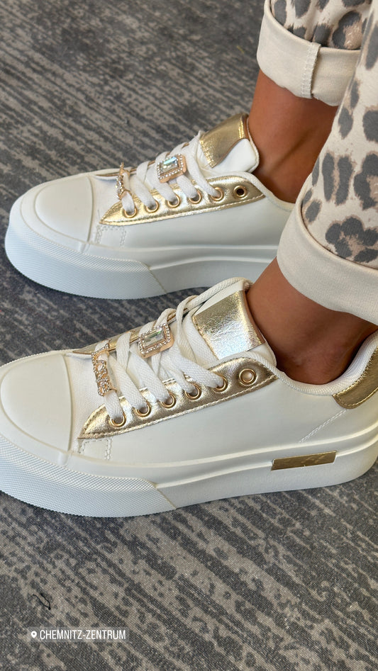 Sneaker