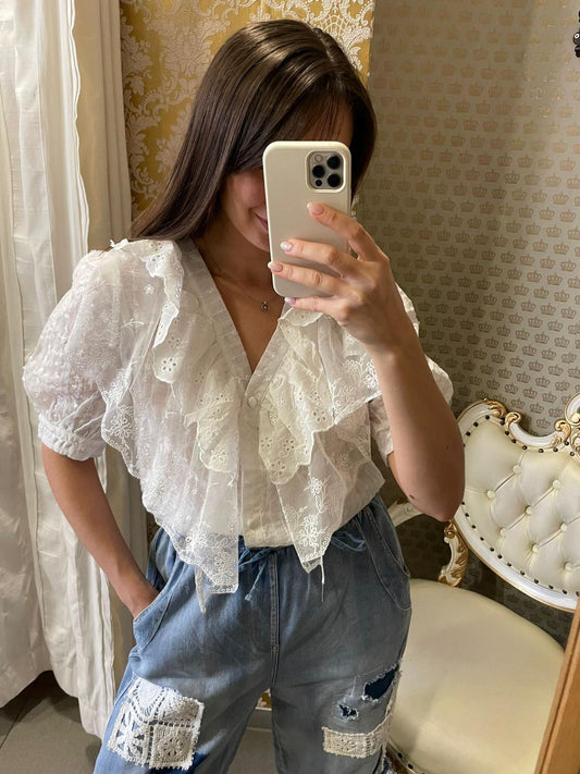 Bluse mit Rüschen