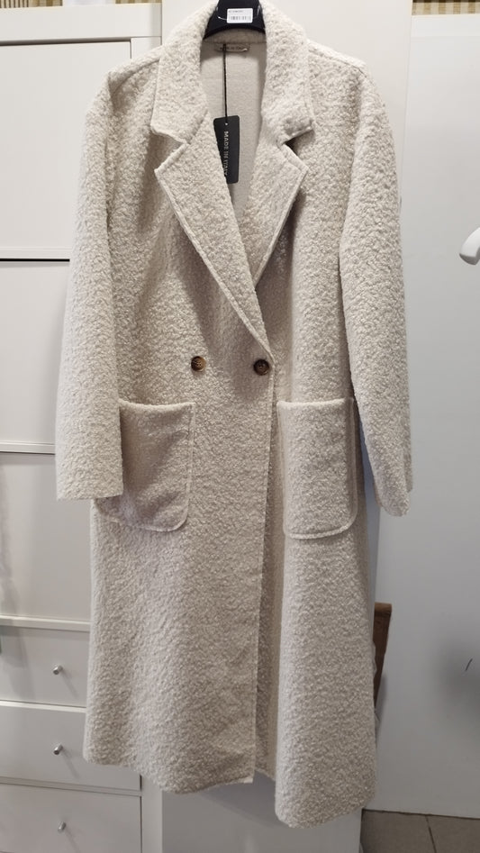 Mantel mit Muster auf der Rückseite